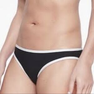 Athleta black with white trim bikini swim bottoms  Sz L new with tags